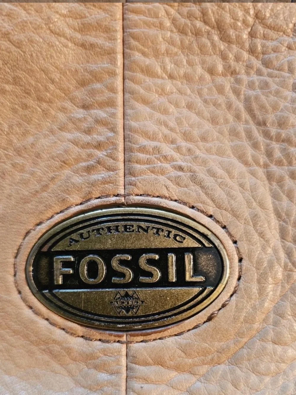 FOSSIL Leather Portfolio Side-Bag - timeless piece
